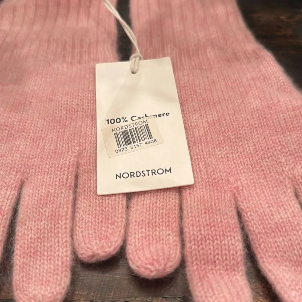 NWT Nordstrom Cashmere Gloves